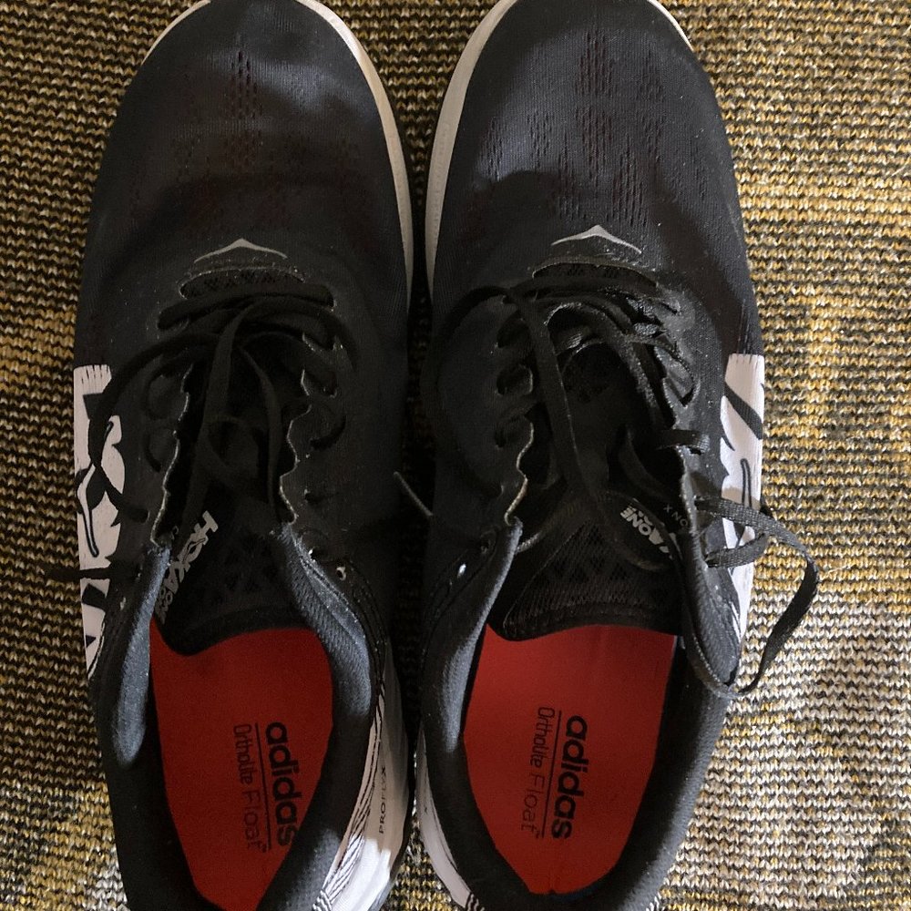 MENS HOKA ONE ONE CARBON X BLACK/GREY SNEAKERS - SIZE 13 - EUC